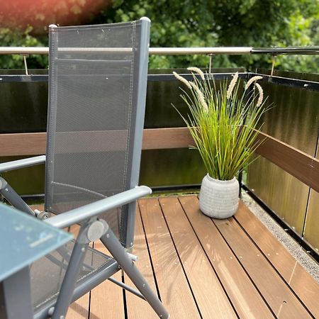 Peedy'S Luxurioese 60M² Wohnung Mit Balkonterrasse شتاده المظهر الخارجي الصورة