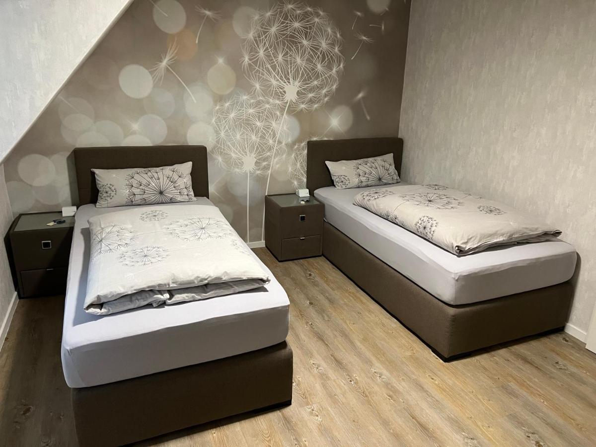 Peedy'S Luxurioese 60M² Wohnung Mit Balkonterrasse شتاده المظهر الخارجي الصورة