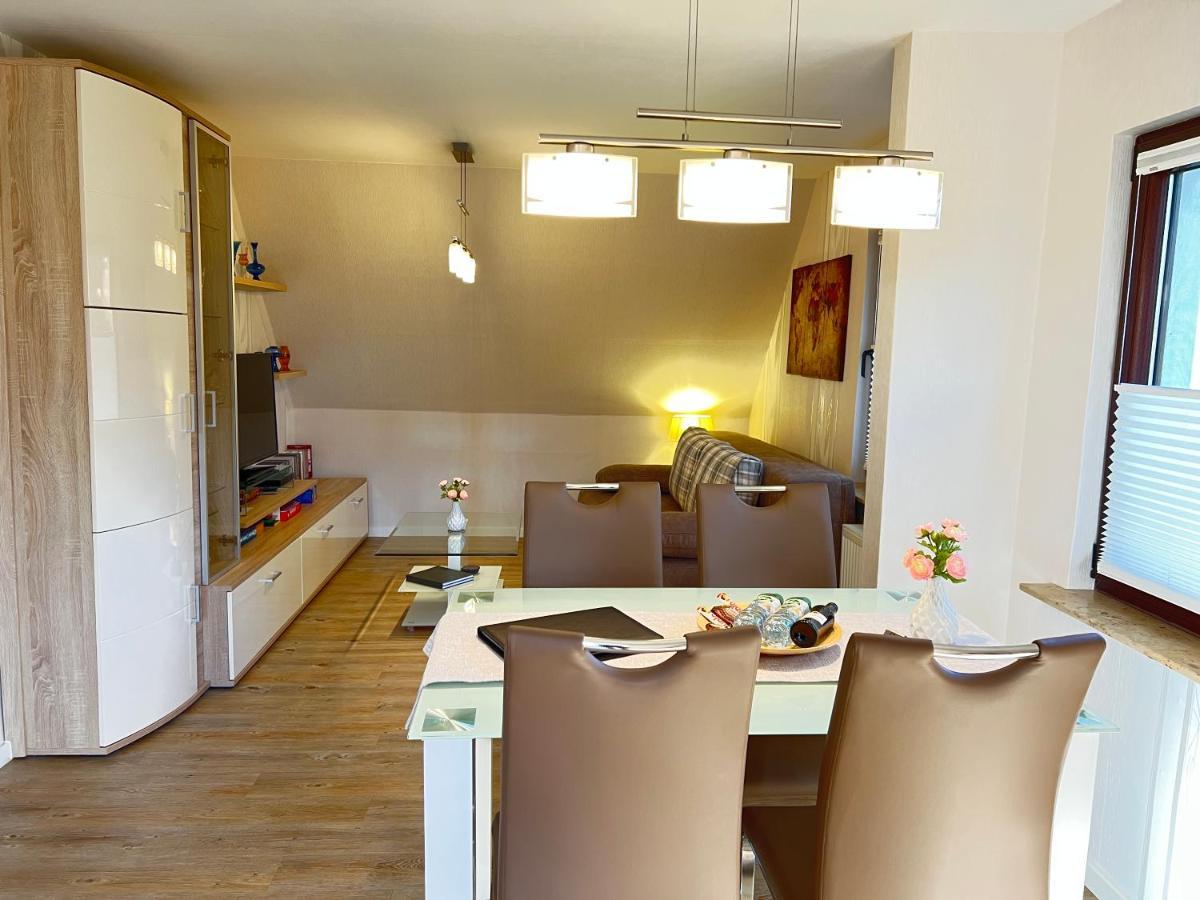 Peedy'S Luxurioese 60M² Wohnung Mit Balkonterrasse شتاده المظهر الخارجي الصورة