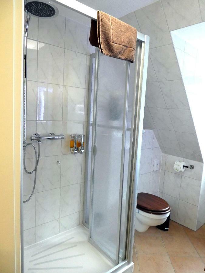 Peedy'S Luxurioese 60M² Wohnung Mit Balkonterrasse شتاده المظهر الخارجي الصورة